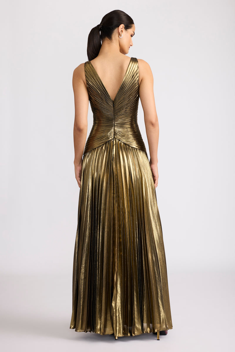 METALLIC PLEATED CHIFFON  GOWN