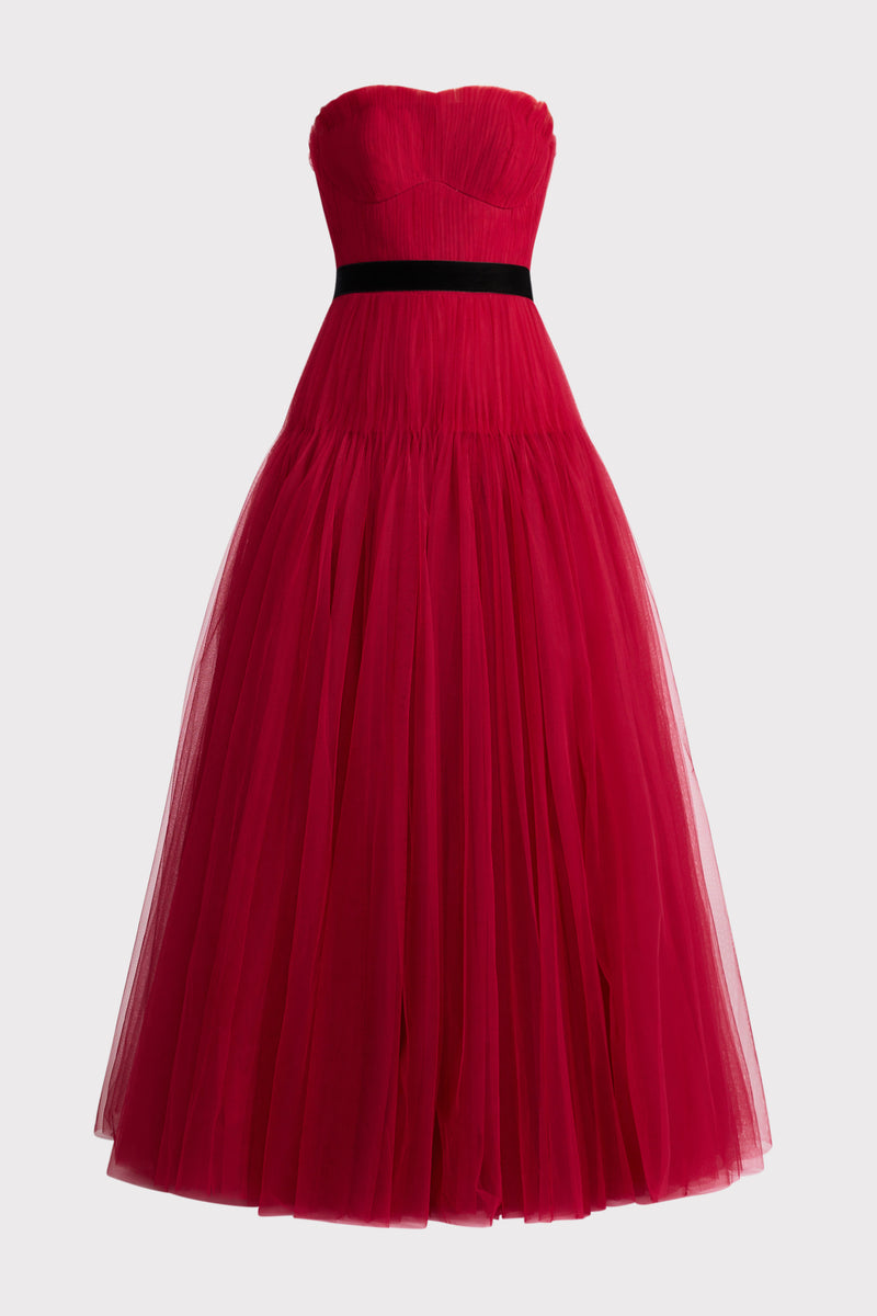 CLASSIC TULLE BALL GOWN