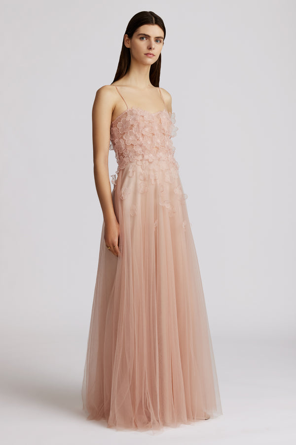 3D APPLIQUE TULLE GOWN