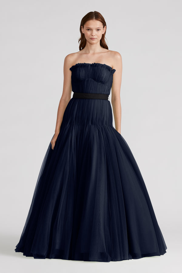 STRAPLESS PLEATED GOWN