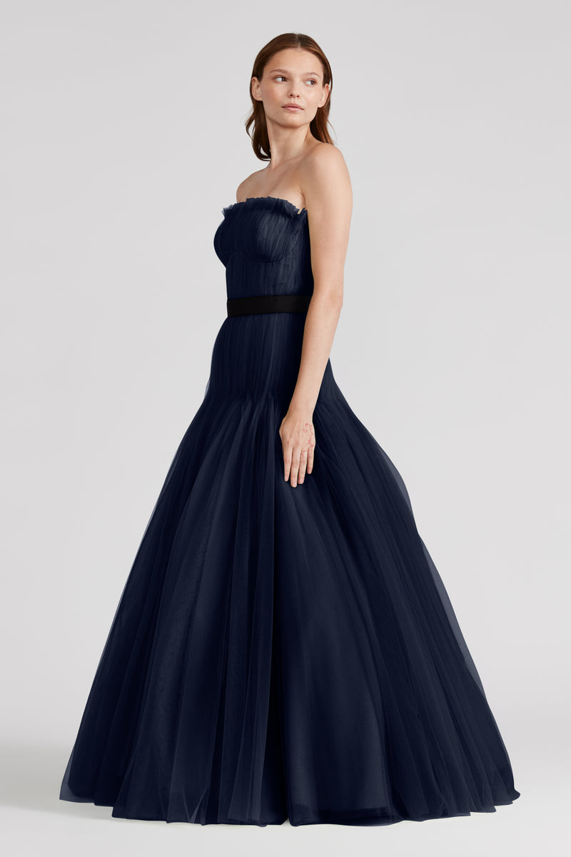 STRAPLESS PLEATED GOWN